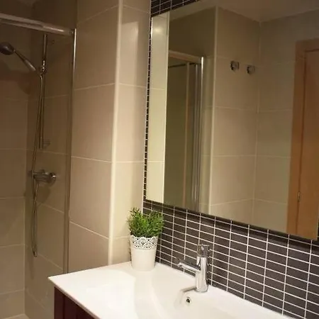 Apartman Montblanc En El Centro De *